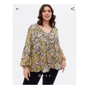 New Look v neck smock top in floral